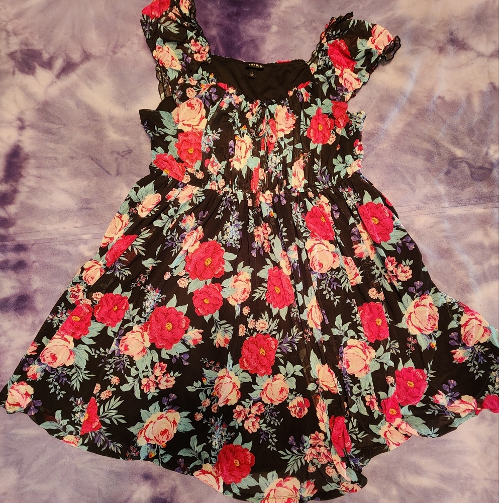 Floral Black, Red and Pink Women's Knee Length Dress With Pockets!